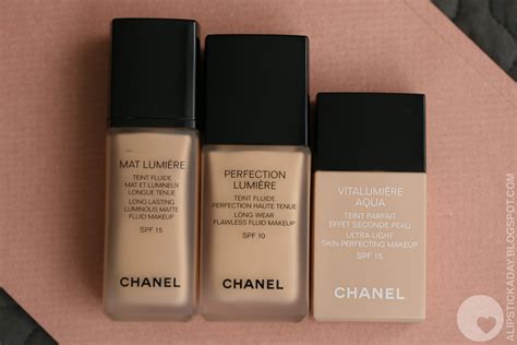 chanel perfection lumiere foundation.